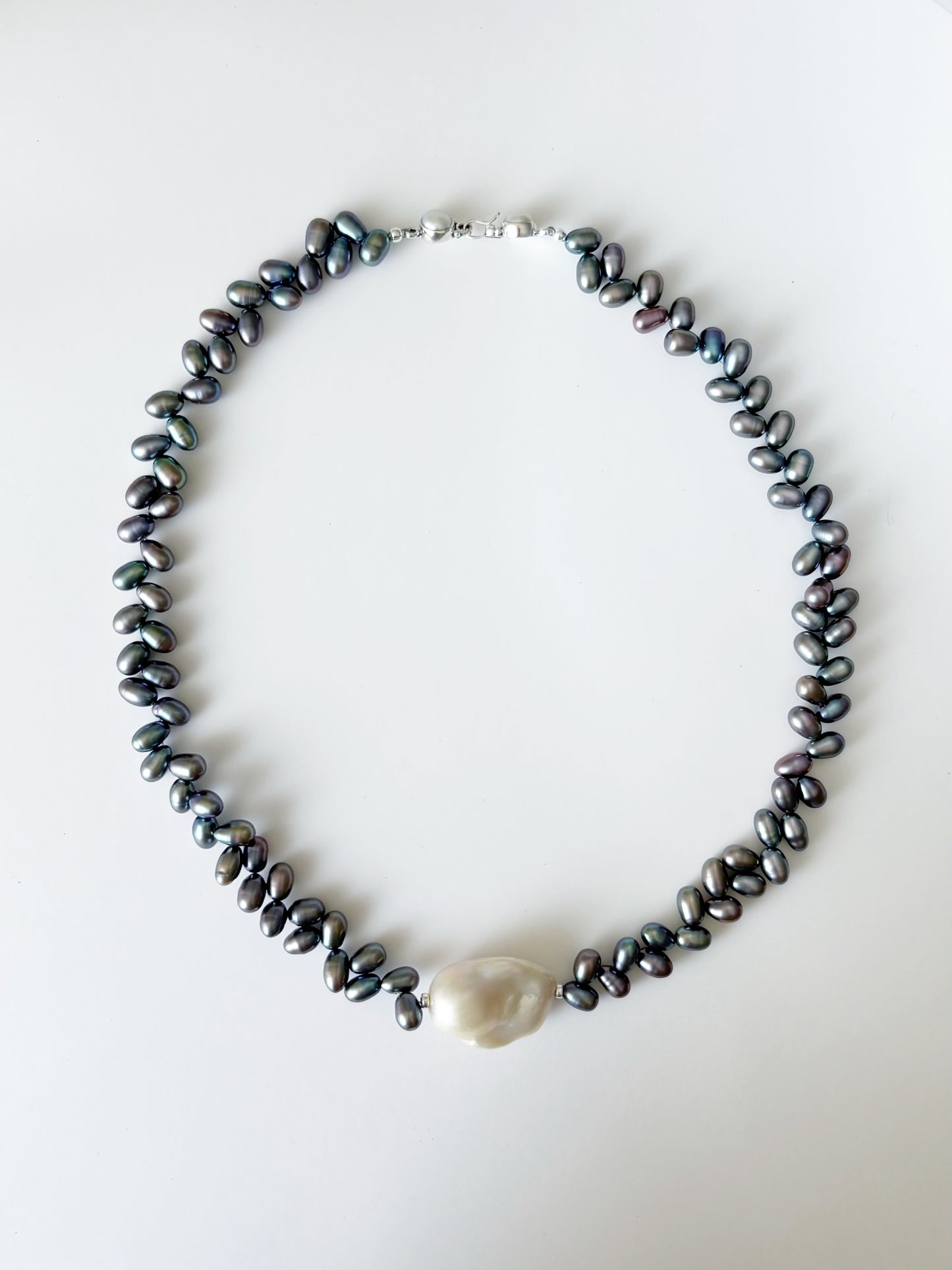 Peacock Pearl Necklace