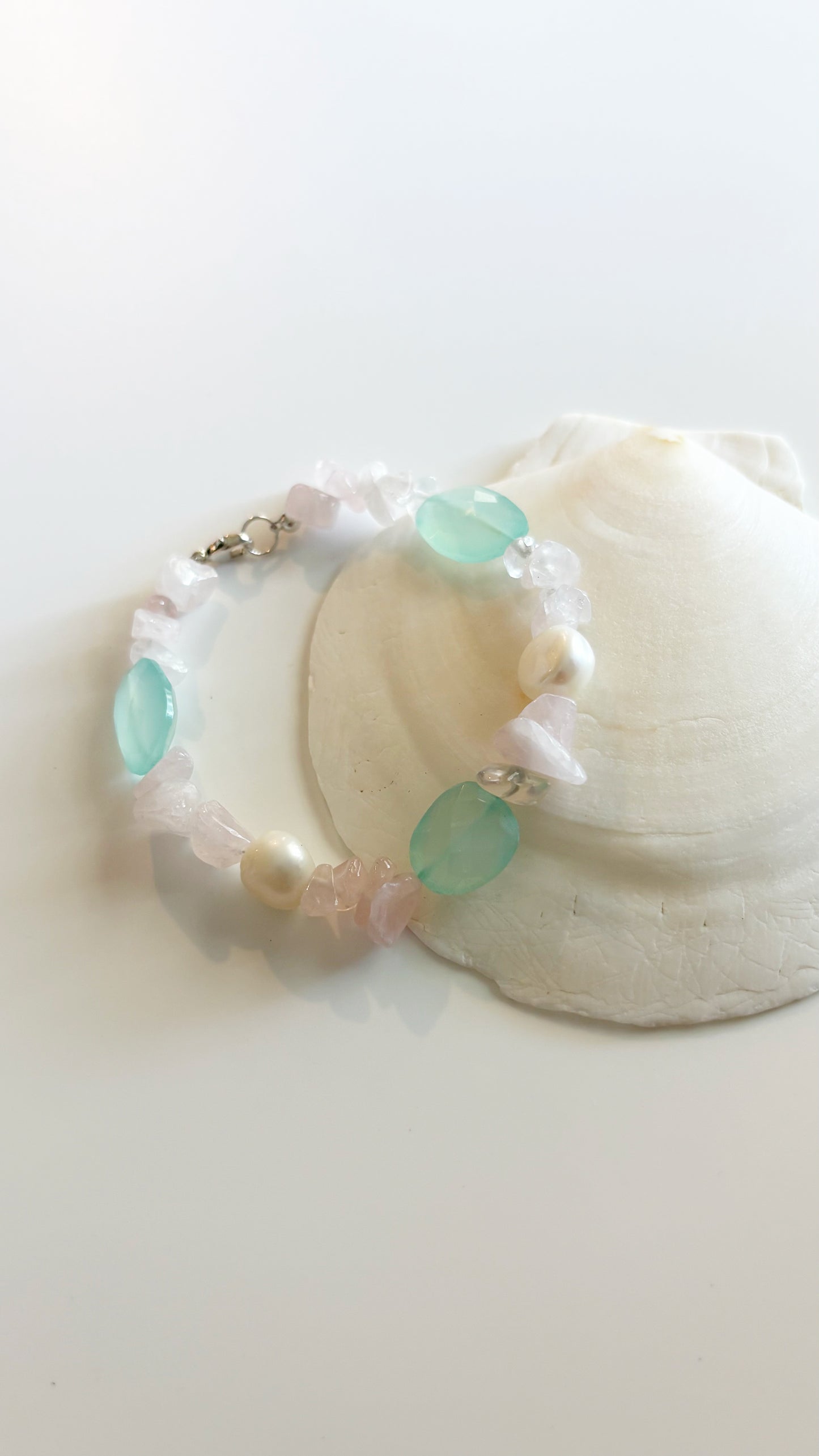 Rose Quartz, Chalcedony and Pearl Bracelet