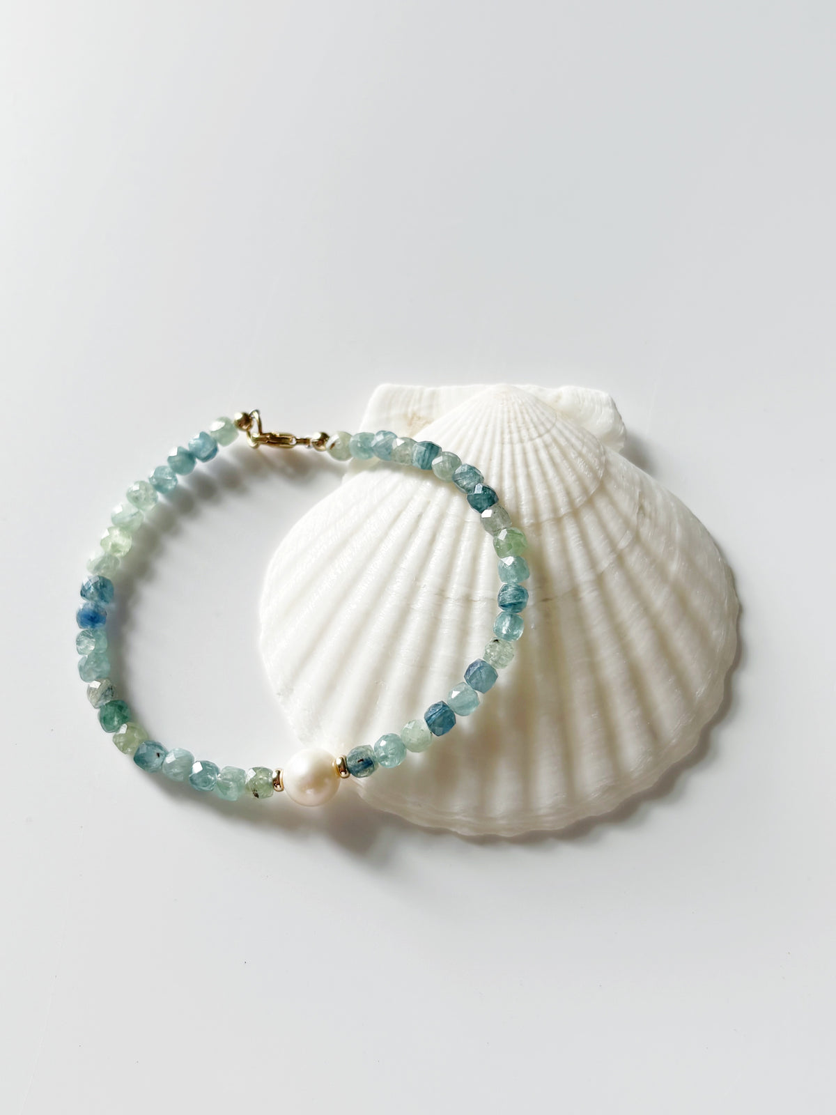 Green Kyanite and Pearl Bracelet