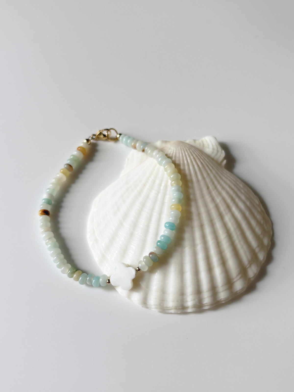 Light Amazonite Clover Bracelet