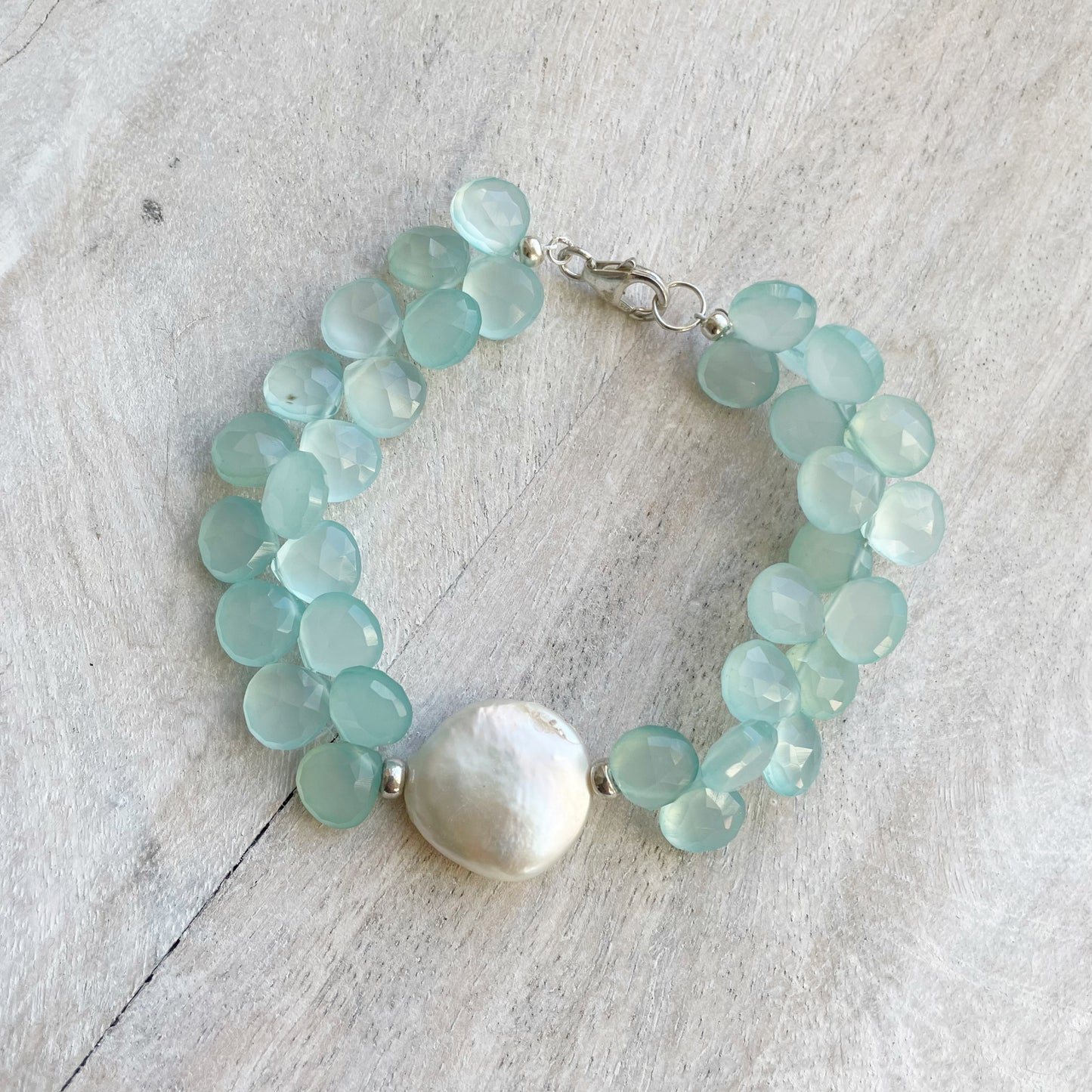 Chalcedony and Large Pearl Bracelet