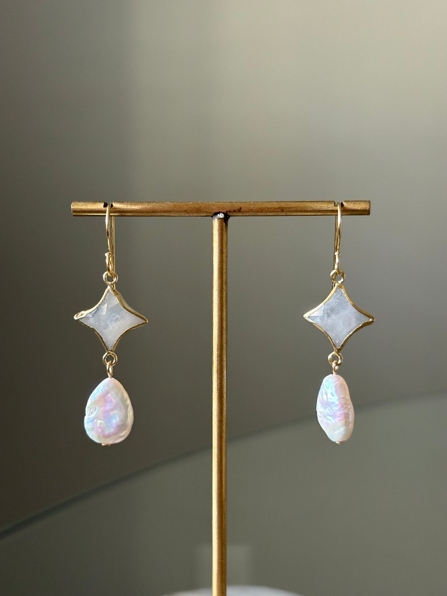 Rainbow Moonstone Pearl Star Earrings