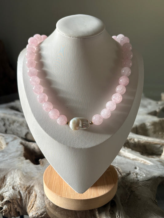 Rose Quartz and Pearl Gold Necklace