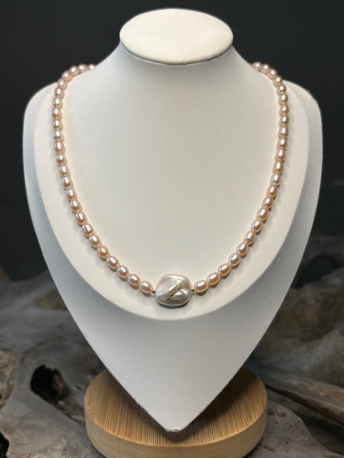 Mauve Pearl Necklace