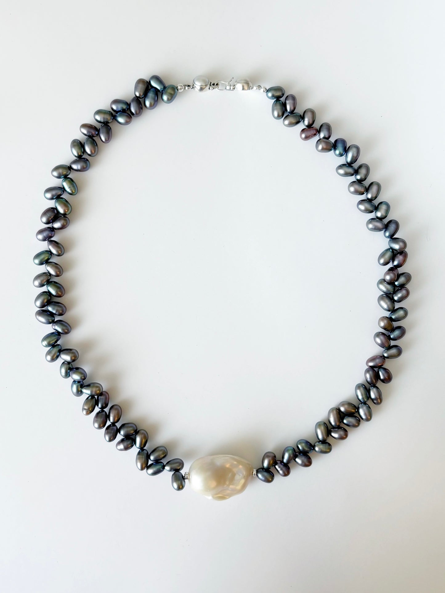 Peacock Pearl Necklace
