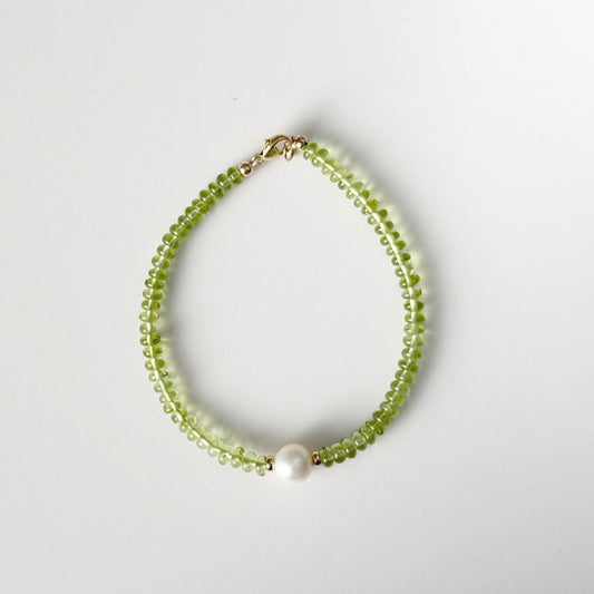 Peridot and Pearl Bracelet