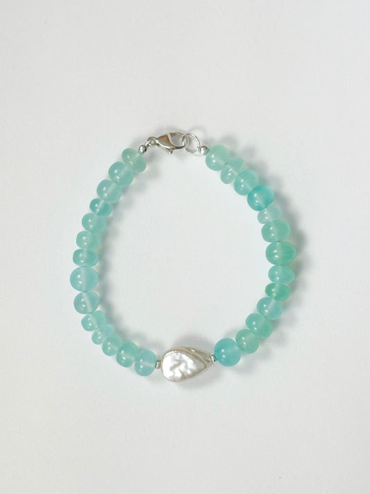 Chalcedony and Pearl Bracelet