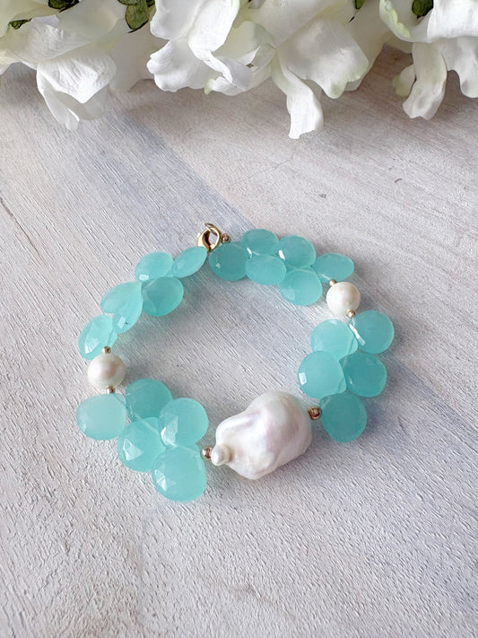 Chalcedony and Pearl Bracelet
