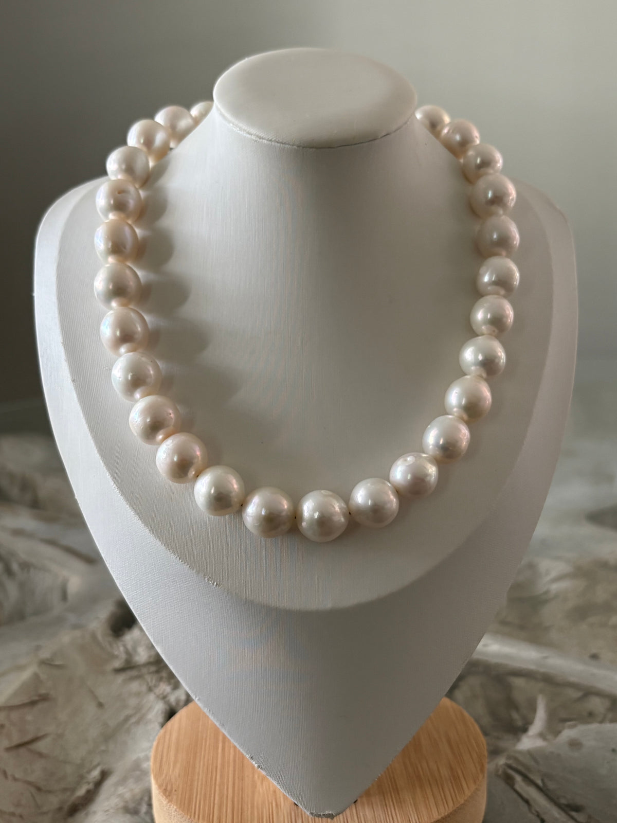 Chunky Pearl Necklace