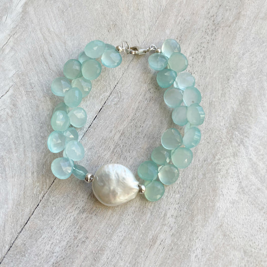 Chalcedony and Large Pearl Bracelet