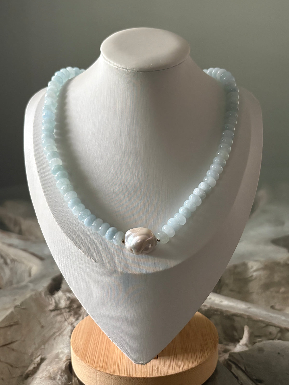 Light Aquamarine Jade and Pearl Necklace